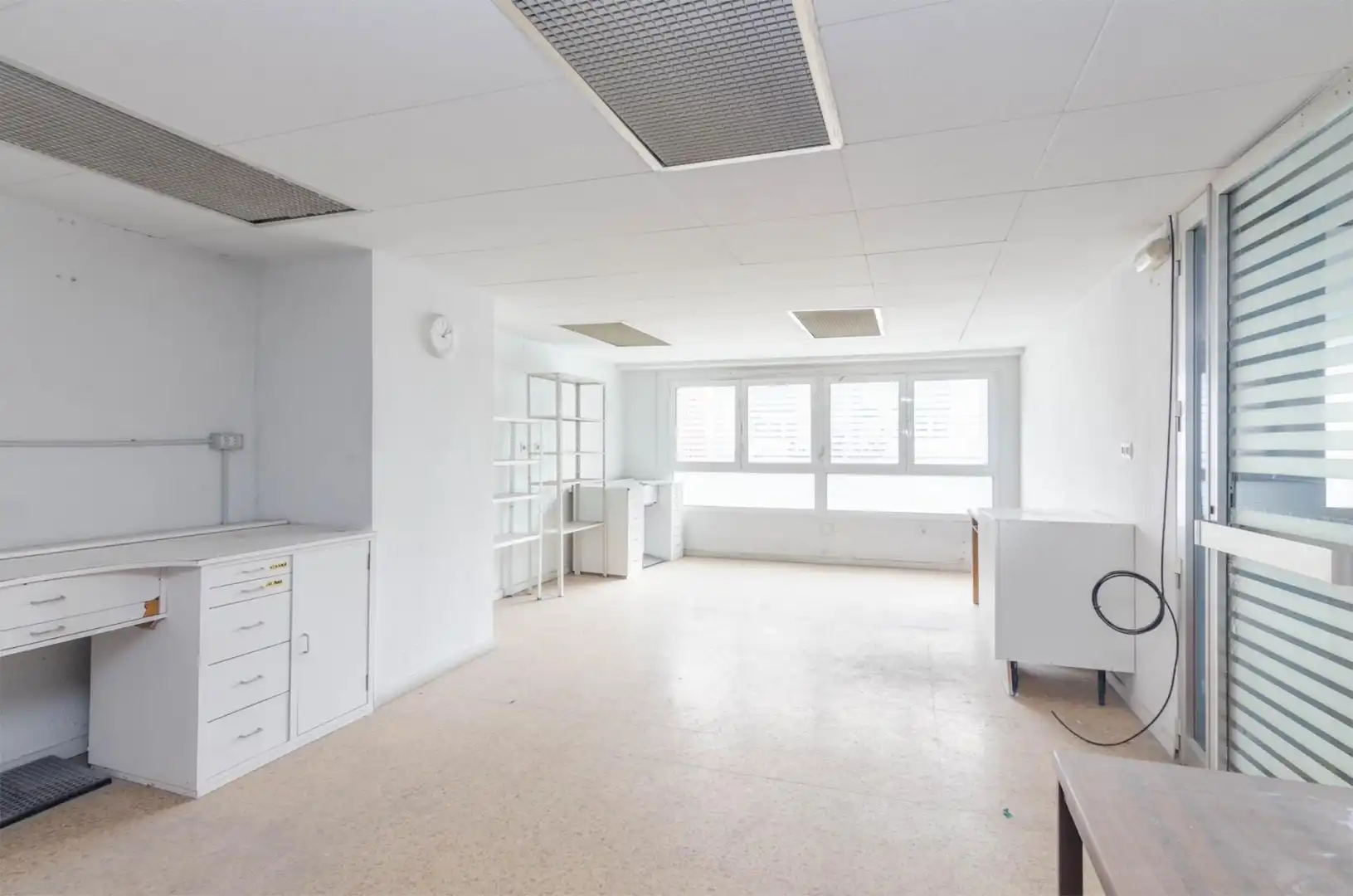 Büro zum Verkauf in Gijón 