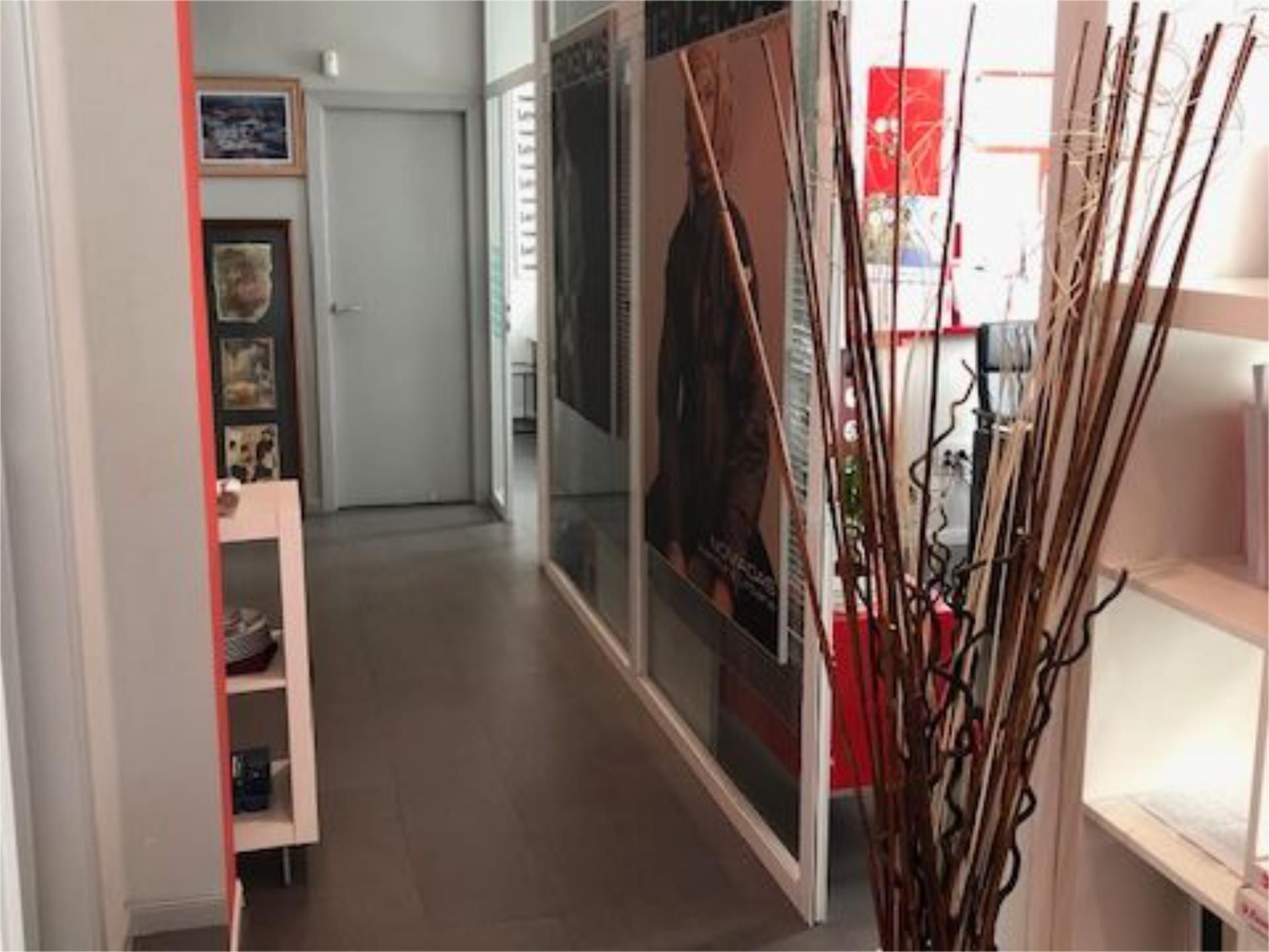 Local en venda a Calle de Francisco Largo Caballero, 40, Norte Local en venda en Alcobendas amb Aire condicionat, Calefacció i Moblat