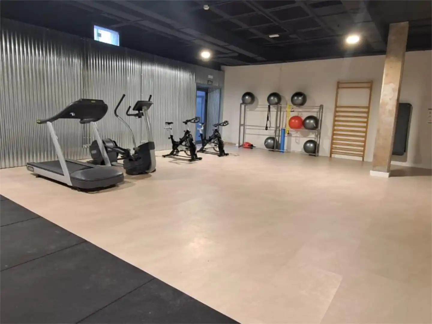 Flat for rent in Avenida del Cerro del Águila, 11, Polígono Industrial Sur Flat for rent in Avenida del Cerro del Águila, 11, Polígono Industrial Sur