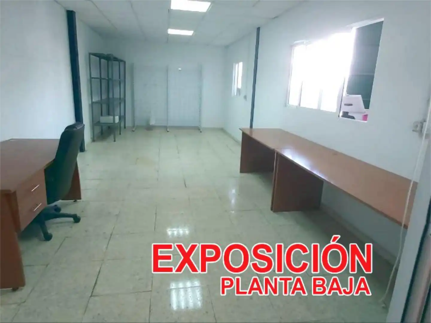 Nave industrial de alquiler en Calle Pamplona, 16, Oeste Nave industrial de alquiler en Mérida con Aire acondicionado y Amueblado