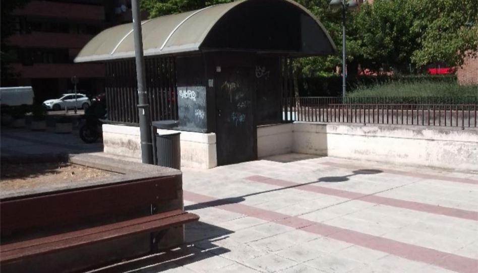 Foto 1 de Garatge en venda a Calle de Yugoslavia, 6, El Carrascal, Madrid