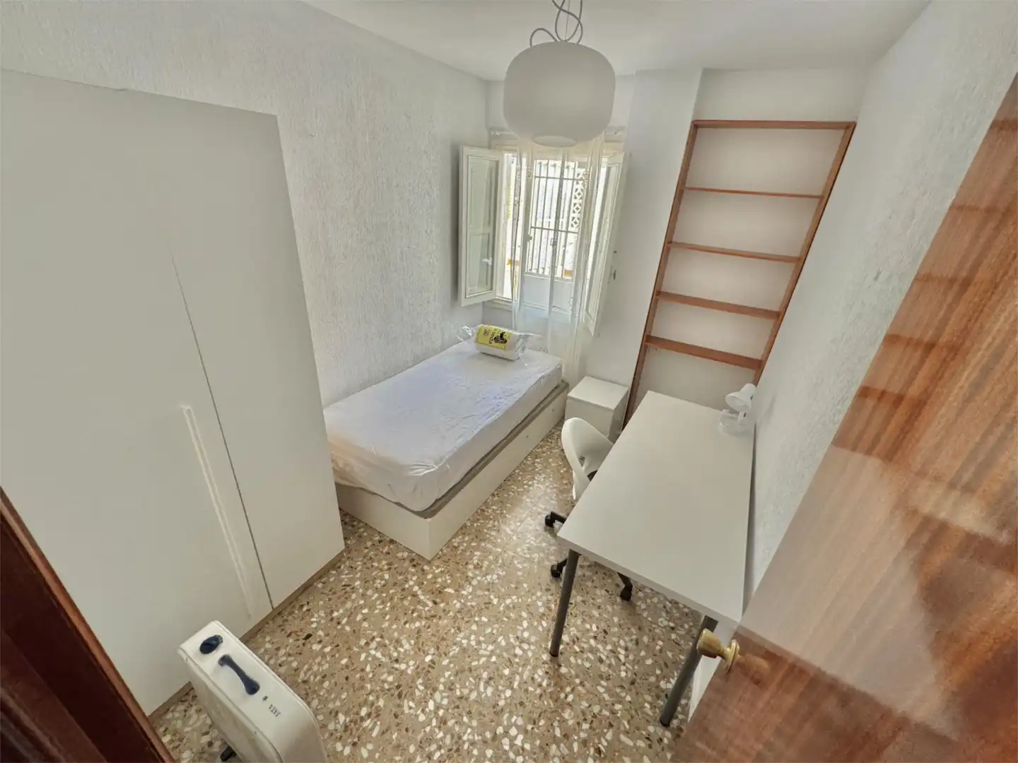 Wohnung zur Miete in Carrer Migjorn, 24, Villamontes - Boqueres Schlafzimmer von Wohnung zur Miete in San Vicente del Raspeig / Sant Vicent del Raspeig mit Klimaanlage und Balkon