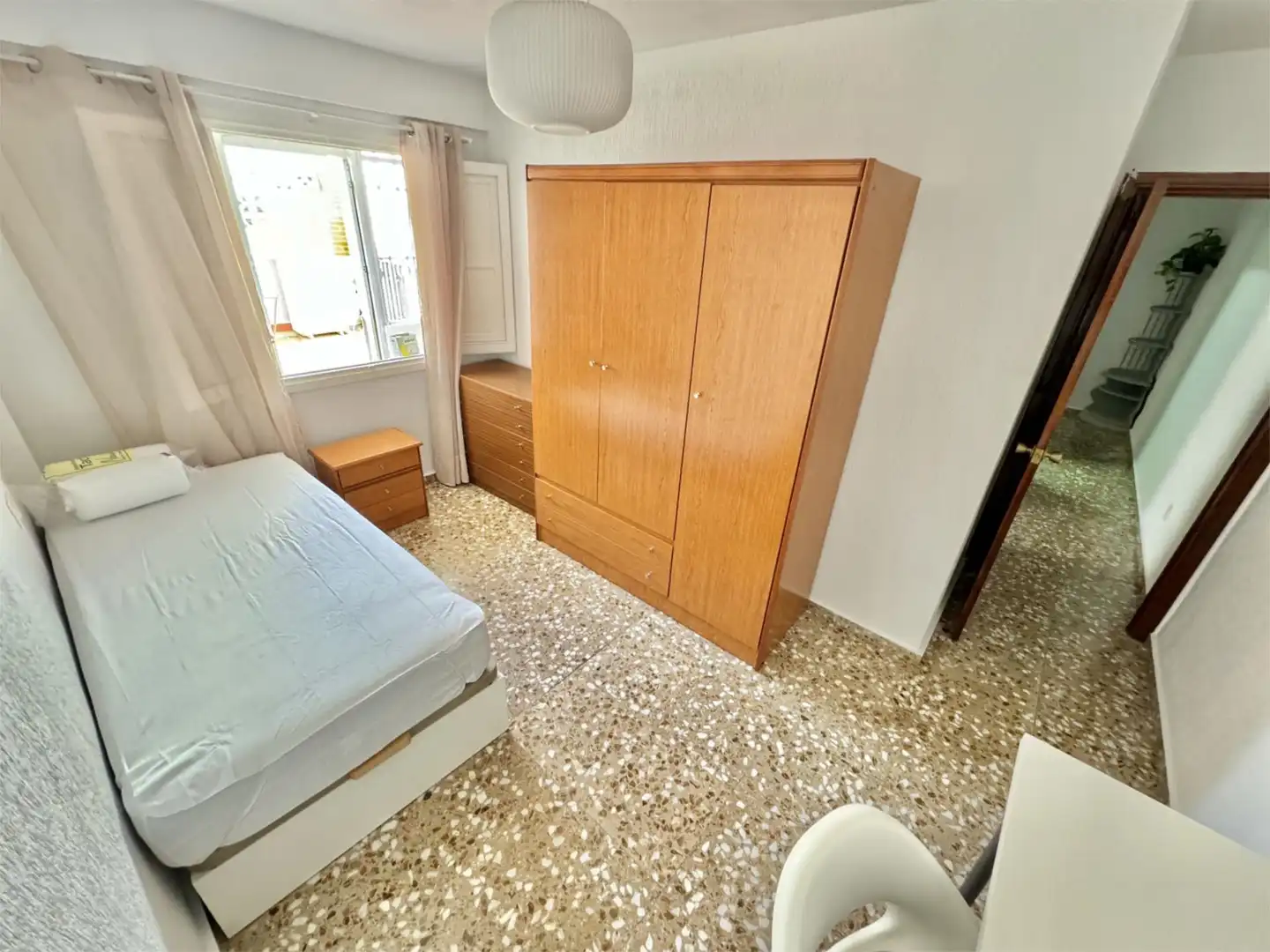 Wohnung zur Miete in Carrer Migjorn, 24, Villamontes - Boqueres Schlafzimmer von Wohnung zur Miete in San Vicente del Raspeig / Sant Vicent del Raspeig mit Klimaanlage und Balkon