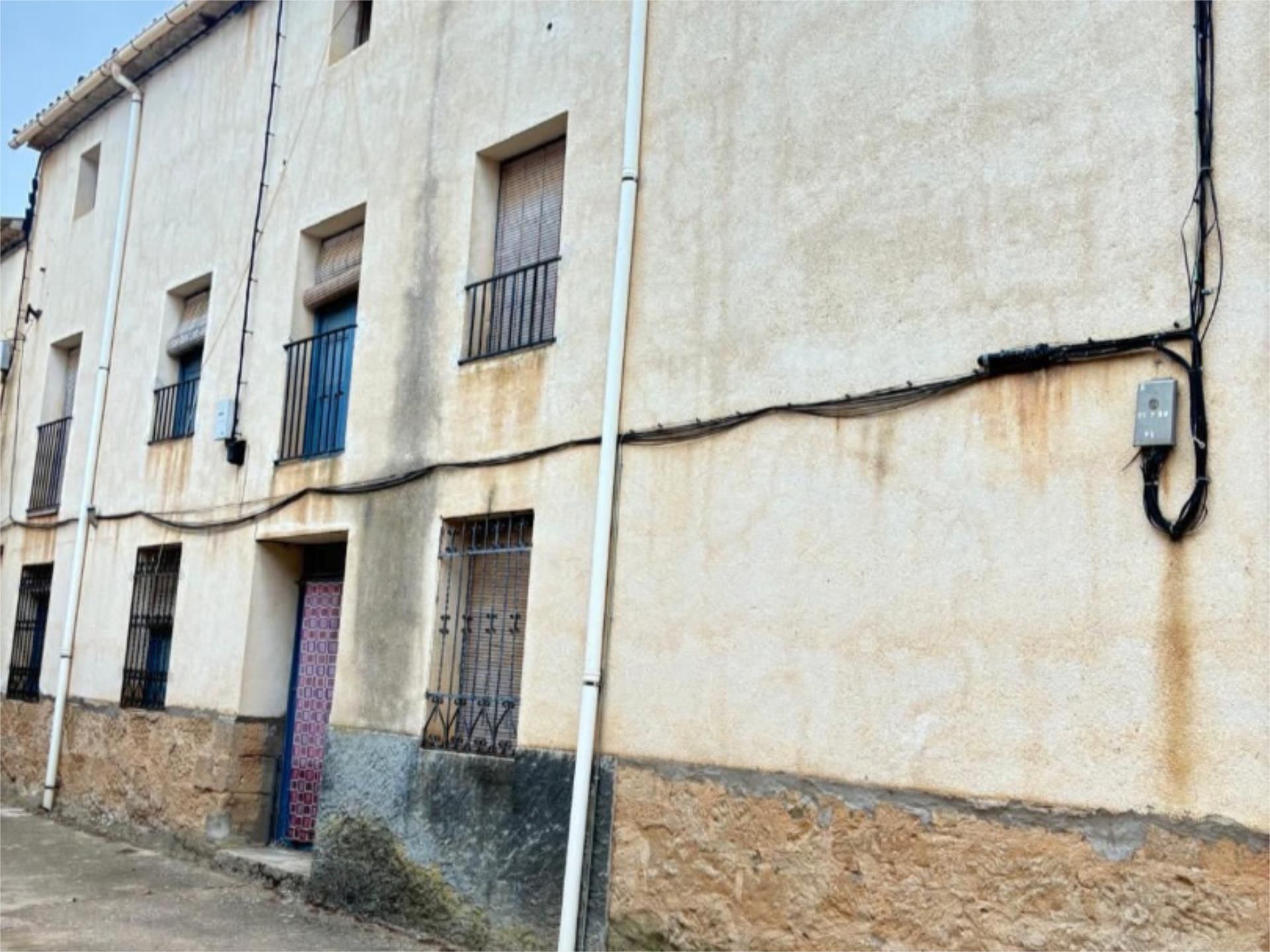 Vista exterior de Casa adosada en venda en Torlengua amb Moblat