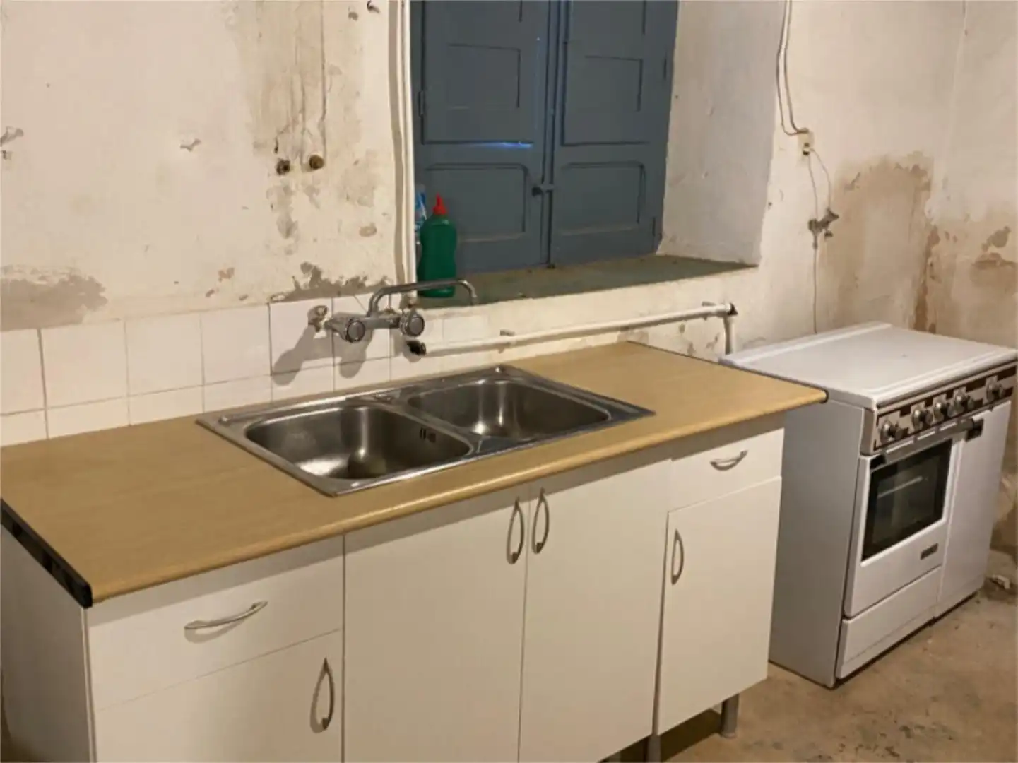 Cuina de Casa adosada en venda en Torlengua amb Moblat
