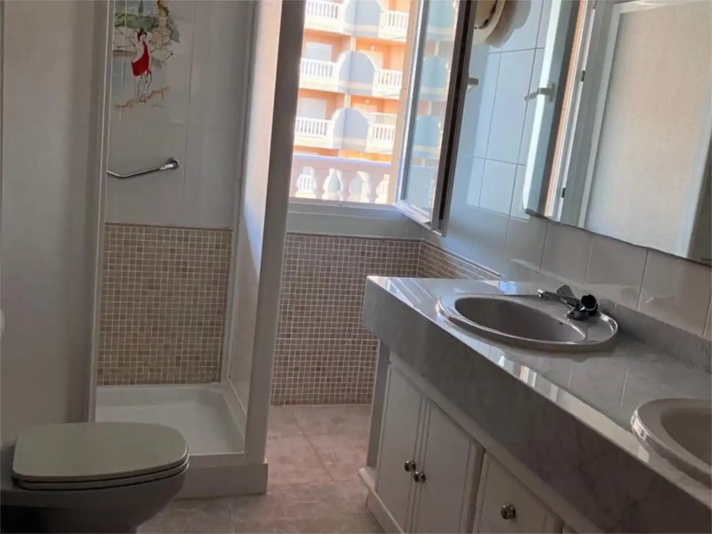 Flat for sale in Desconocido, 22, Playa de las Gaviotas - El Pedrucho Bathroom of Flat for sale in La Manga del Mar Menor with Terrace and Swimming Pool