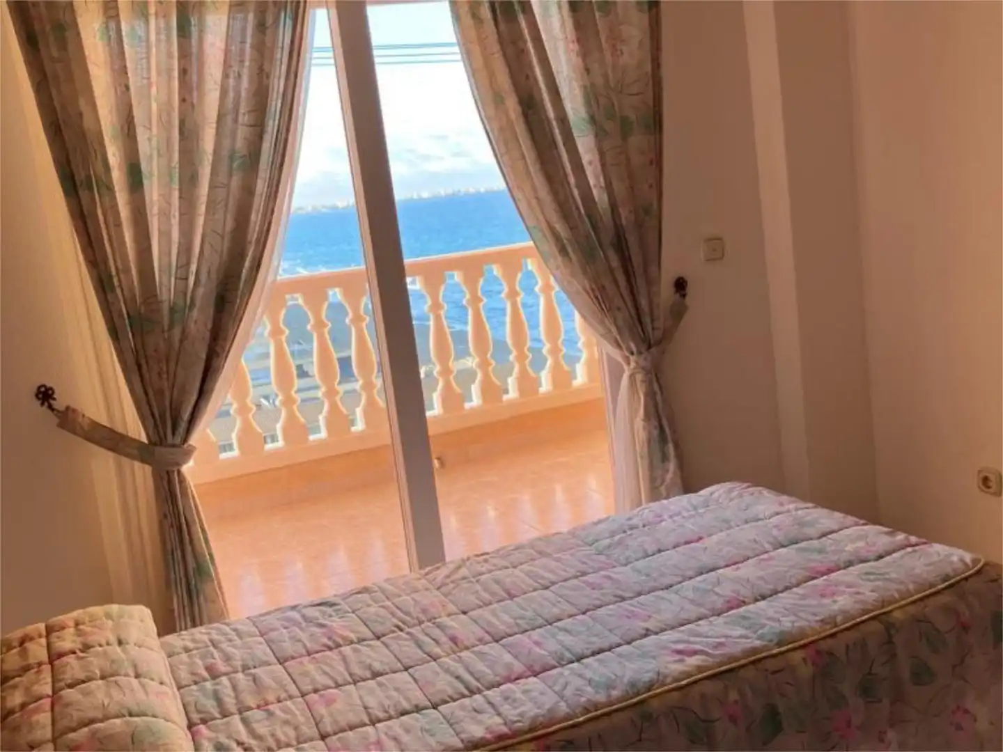 Flat for sale in Desconocido, 22, Playa de las Gaviotas - El Pedrucho Bedroom of Flat for sale in La Manga del Mar Menor with Terrace and Swimming Pool