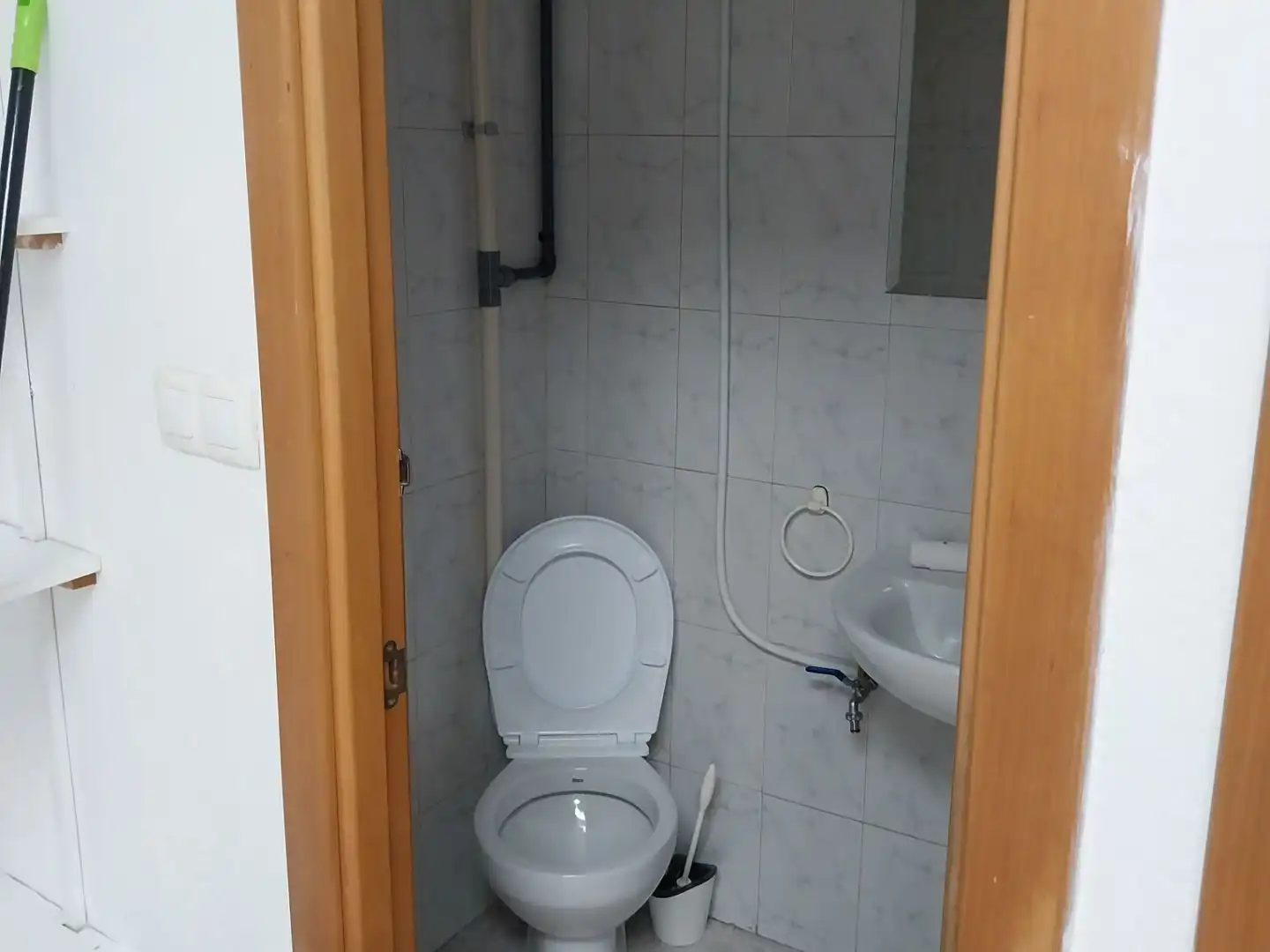 Commercial properties for rent in Rúa da Calzada, 2, Cee Bathroom of Commercial properties for rent in Cee with Parquet flooring