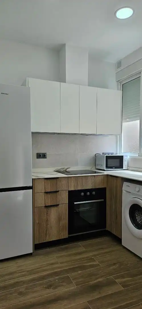 Habitación en Carrer de Sant Jacint Castanyeda, 17, Mont-Olivet Habitación en Carrer de Sant Jacint Castanyeda, 17, Mont-Olivet