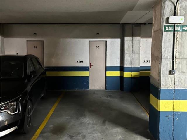 Garaje en Alquiler en Plaza Rafael Alberti, 10 en Barañain