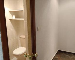 Bathroom of Flat for sale in  Almería Capital  with Terrace and Balcony