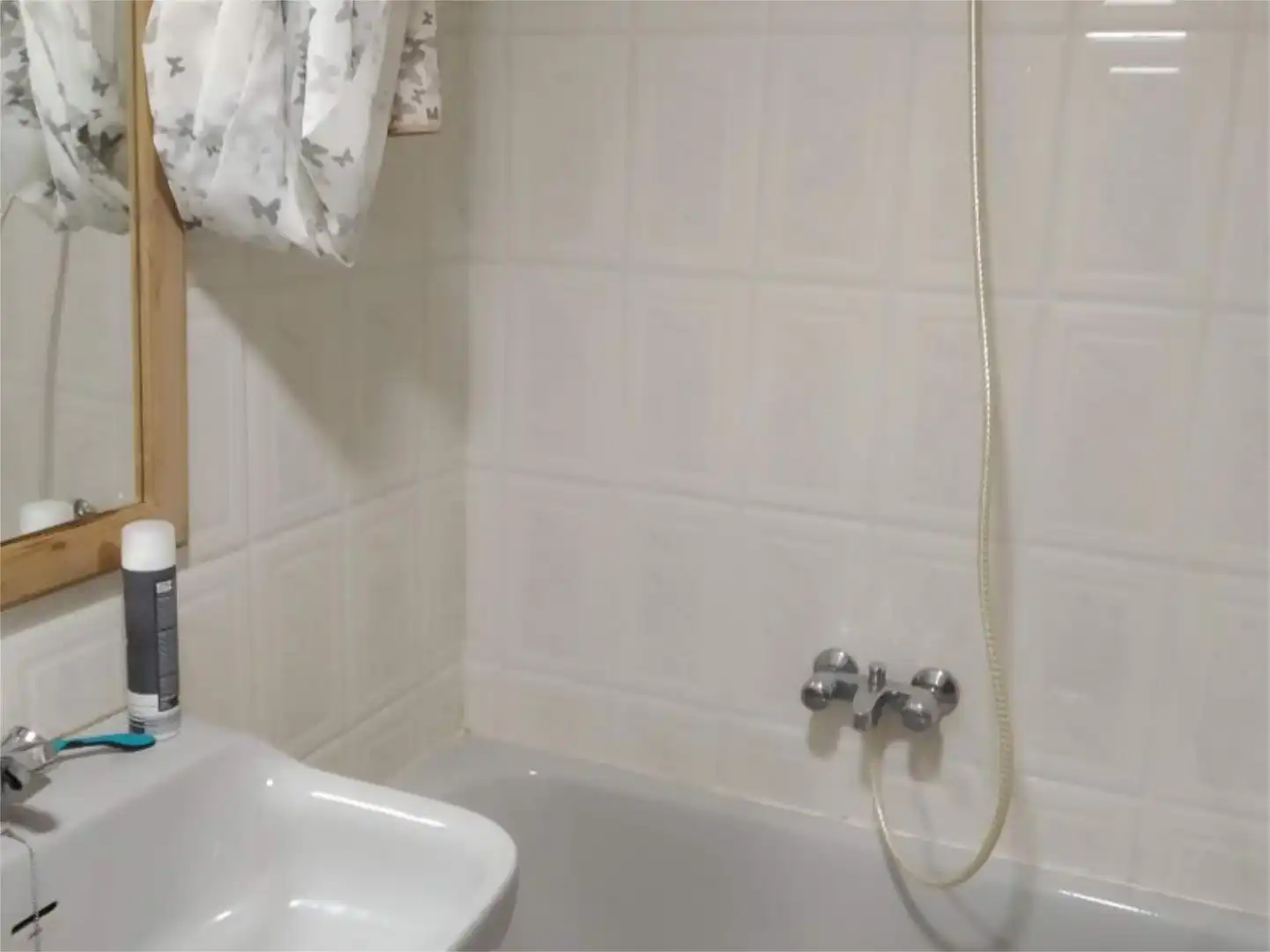 Bathroom of Flat for sale in Almería  with Private garden, Terrace and Storage room