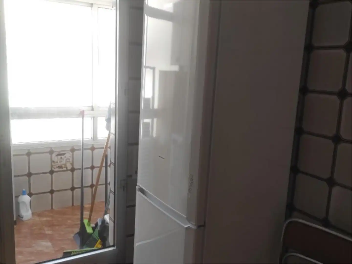 Kitchen of Flat for share in Valladolid  with Air Conditioner, Heating and Private garden