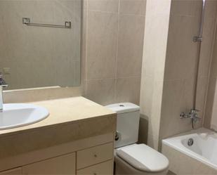 Bathroom of Flat for sale in Castelldefels  with Air Conditioner, Swimming Pool and Balcony