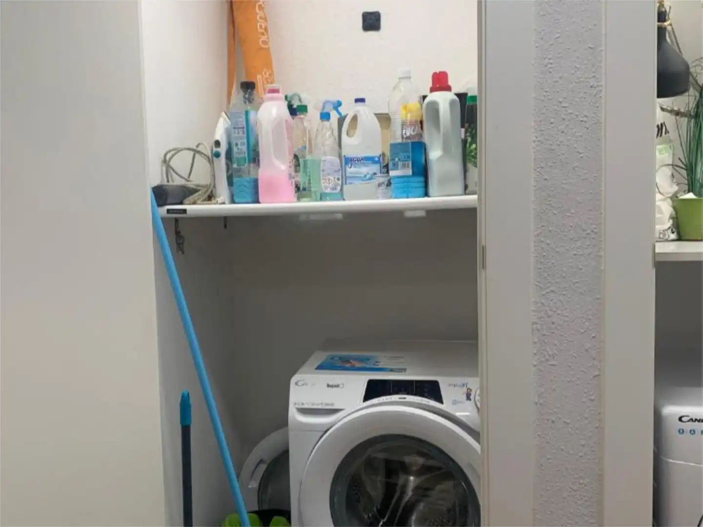Wohnung zur untervermieten in Valencia mit Klimaanlage, Privatgarten und Parkett