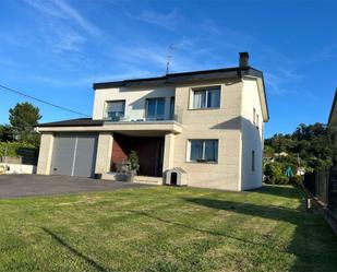 Vista exterior de Casa o xalet en venda en Culleredo amb Terrassa, Piscina i Balcó