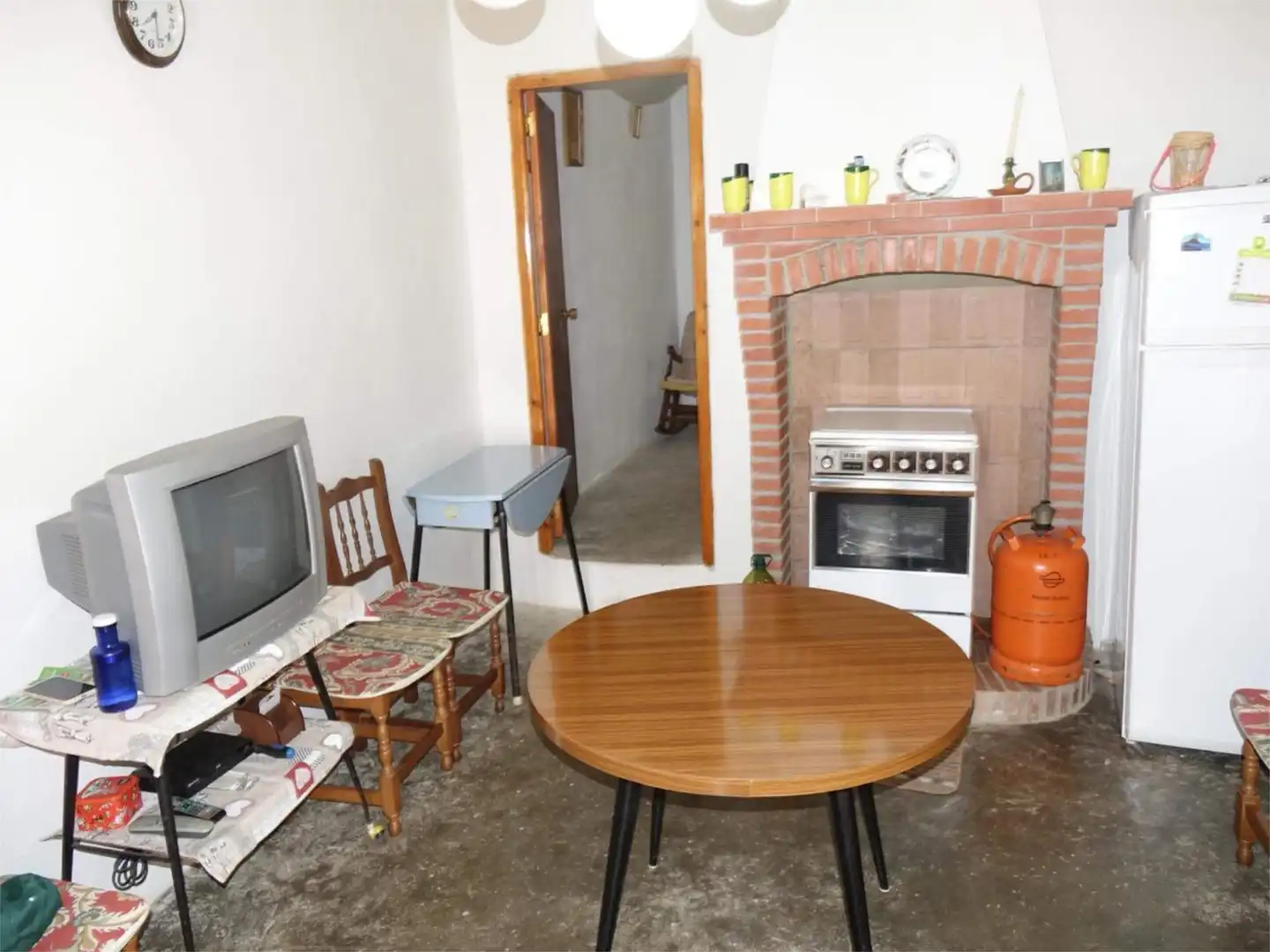 Casa adosada en venda a Calle Pocillas, 11, Pórtugos Casa adosada en venda en Pórtugos amb Moblat i Balcó