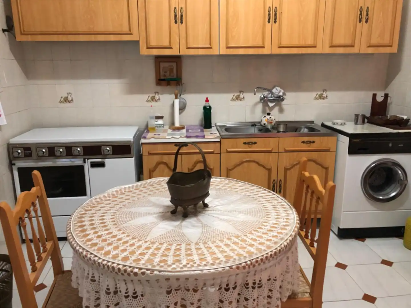 Finca rústica en venta en Calle Meléndez Valdés, 7, Hornachos Cocina de Finca rústica en venta en Hornachos con Aire acondicionado, Calefacción y Jardín privado