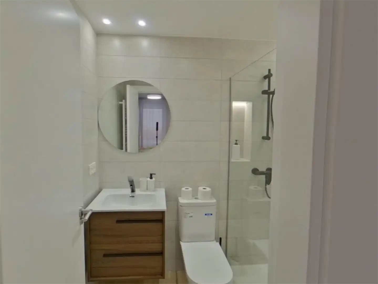 Piso en venta en Calle de Rodrigo Díaz de Vivar, 3, Ruiseñores Piso en venta en Calle de Rodrigo Díaz de Vivar, 3, Ruiseñores