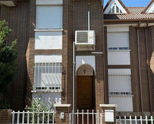 Vista exterior de Casa o xalet en venda en Getafe