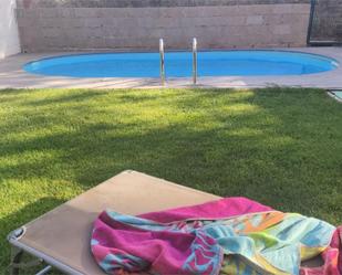 Piscina de Casa adosada en venda en Valoria la Buena amb Terrassa i Piscina