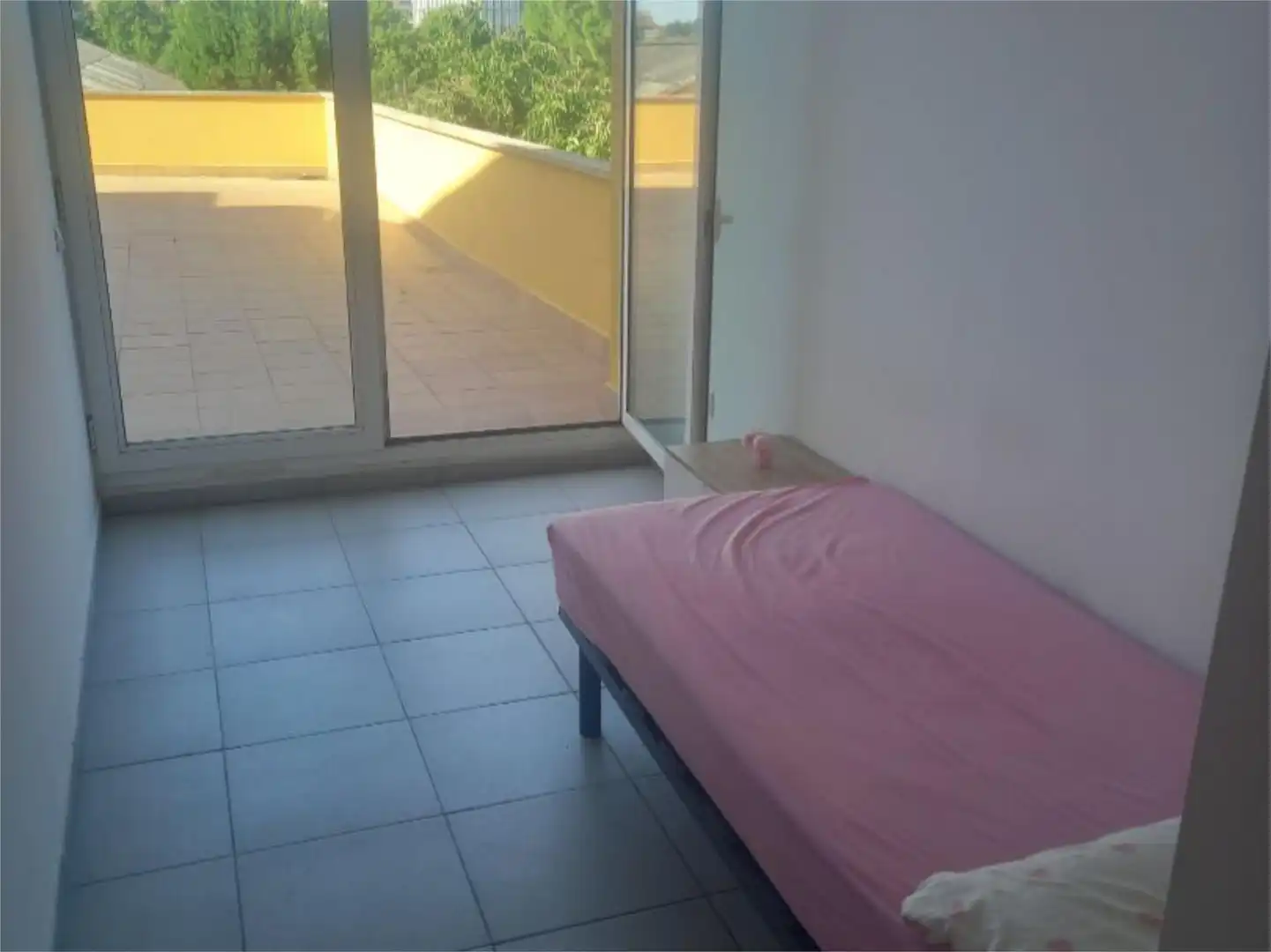 Habitación de Piso para compartir en Vic con Calefacción, Parquet y Terraza