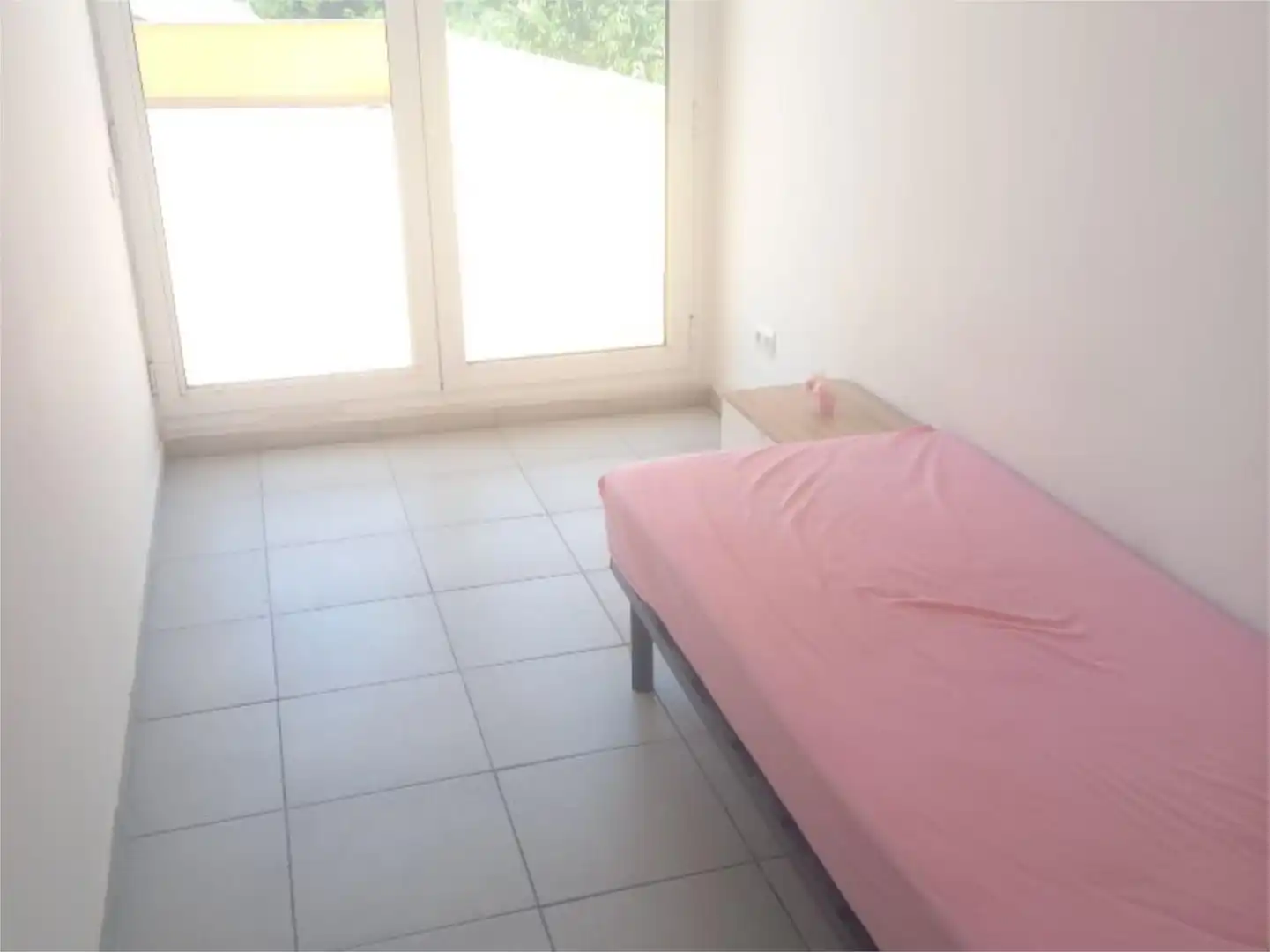 Habitación de Piso para compartir en Vic con Calefacción, Parquet y Terraza
