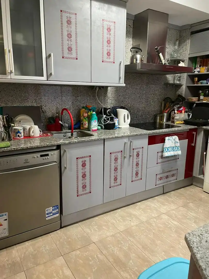 Habitació a Calle del Consejo de Ciento, 21, La Paz Cuina de Pis per a compartir en Zaragoza amb Calefacció, Moblat i Forn