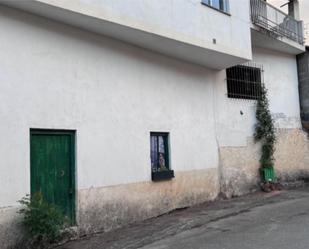 Vista exterior de Casa adosada en venda en Carballeda de Valdeorras amb Terrassa