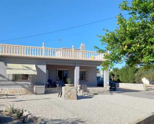 Vista exterior de Casa o xalet en venda en San Vicente del Raspeig / Sant Vicent del Raspeig amb Terrassa i Piscina