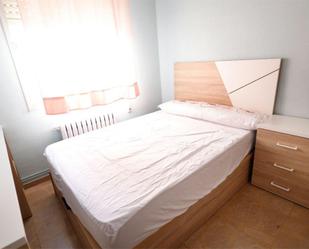 Bedroom of Flat to share in La Roda  with Air Conditioner, Terrace and Balcony