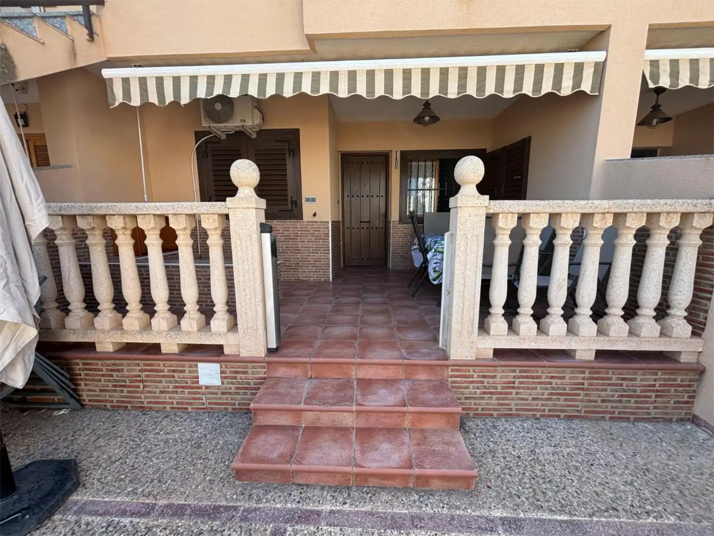 Casa adosada de lloguer a Calle Buendía Mojón, 7, El Mojón Casa adosada de lloguer en Pilar de la Horadada amb Aire condicionat, Calefacció i Terrassa