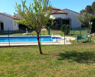 Piscina de Casa o xalet en venda en Mont-roig del Camp amb Aire condicionat, Piscina i Balcó