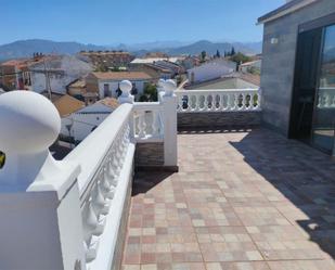 Vista exterior de Àtic en venda en Gójar amb Aire condicionat, Terrassa i Balcó