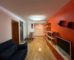 Flat to rent in  Zaragoza Capital  with Air Conditioner