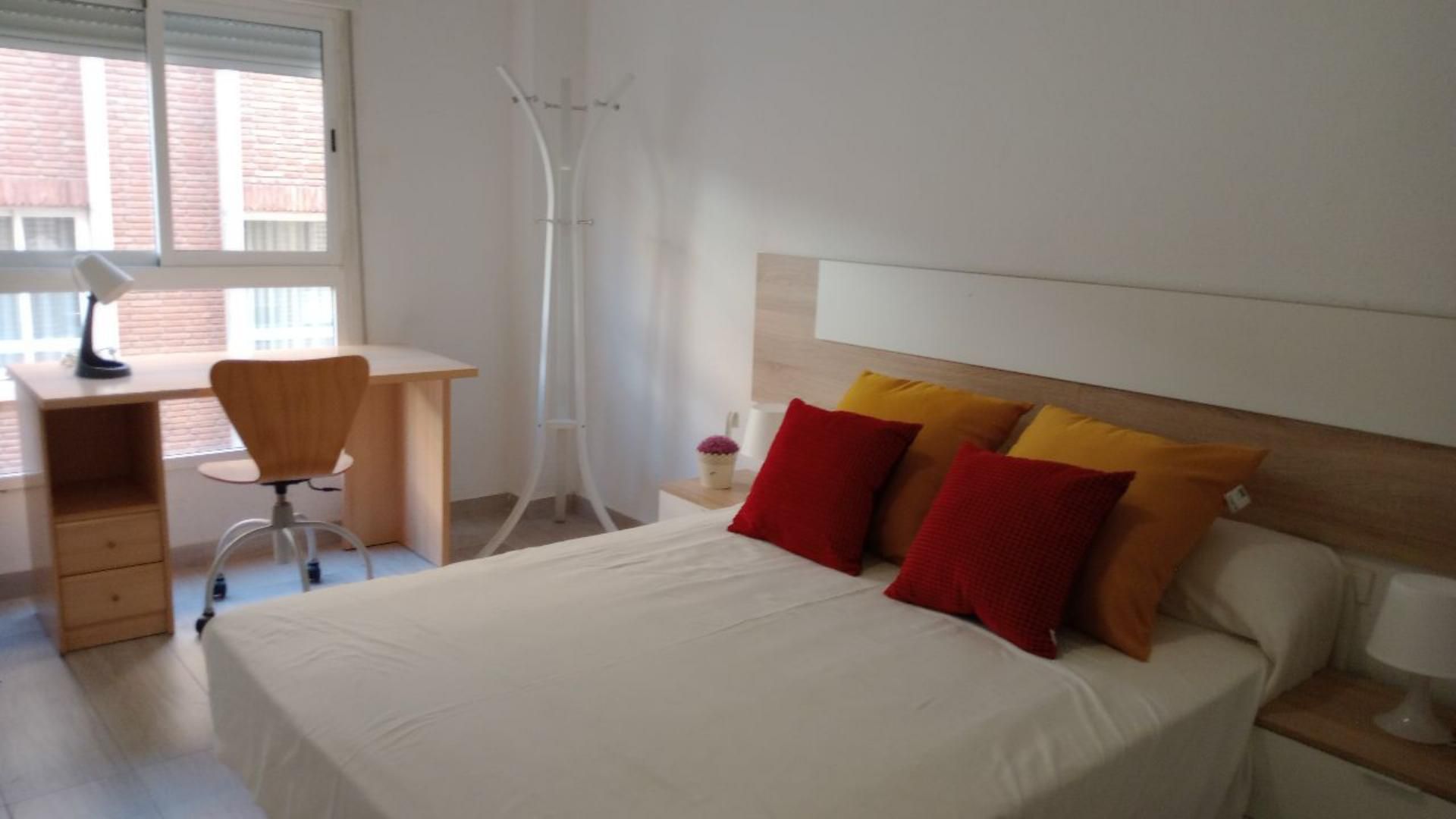 Flat to rent in Carrer del Governador Vell, 13, La Xerea