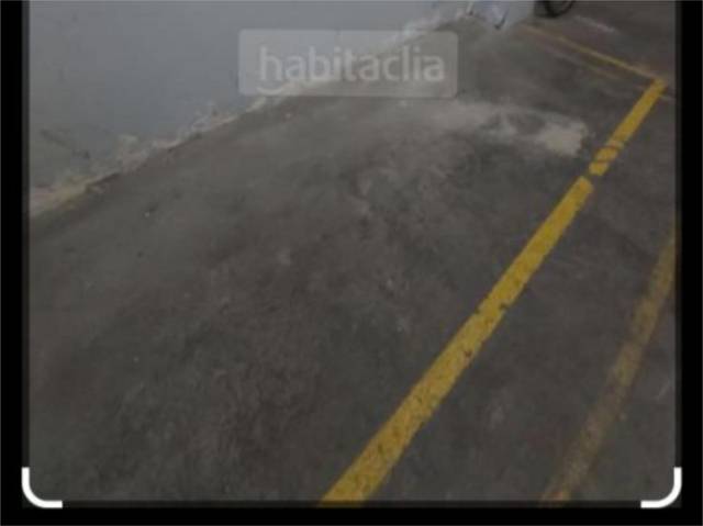 Garaje en Alquiler en Carrer dels Comtes d'Urgell, 4 en Príncep de Viana - Clot -Xalets Humbert Torres