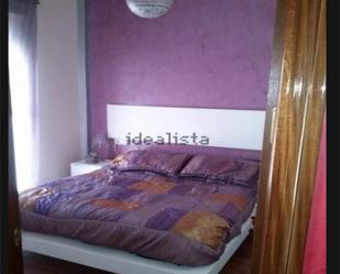 Bedroom of Flat for sale in Alcalá del Río  with Air Conditioner, Parquet flooring and Storage room