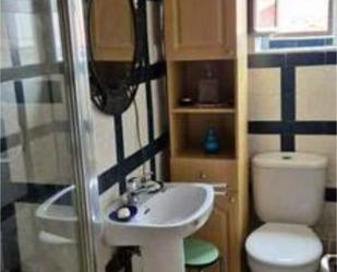 Bathroom of Apartment to rent in Soria Capital 