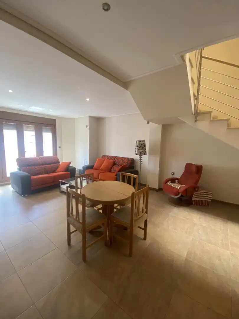 Room in Calle San Pascual, 53, Albatera Living room of Flat for share in Albatera with Air Conditioner, Furnished and Oven