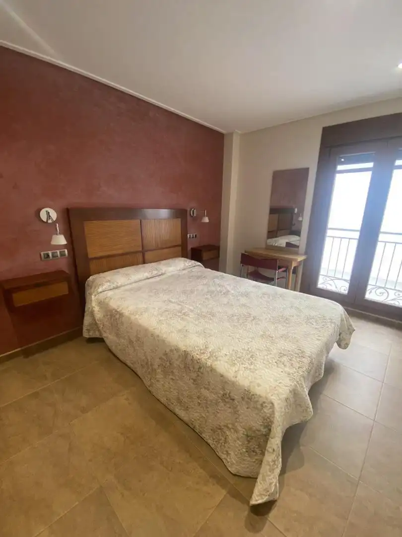 Room in Calle San Pascual, 53, Albatera Bedroom of Flat for share in Albatera with Air Conditioner, Furnished and Oven