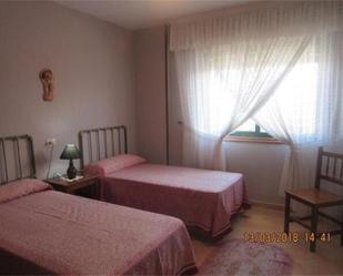 Bedroom of Flat to rent in A Illa de Arousa 