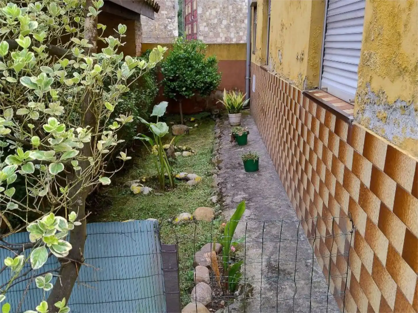 Pis en venda a Grupo Coronel Baeza, 4, San Claudio - Trubia - Las Caldas Jardí de Pis en venda en Oviedo amb Calefacció, Jardí privat i Traster