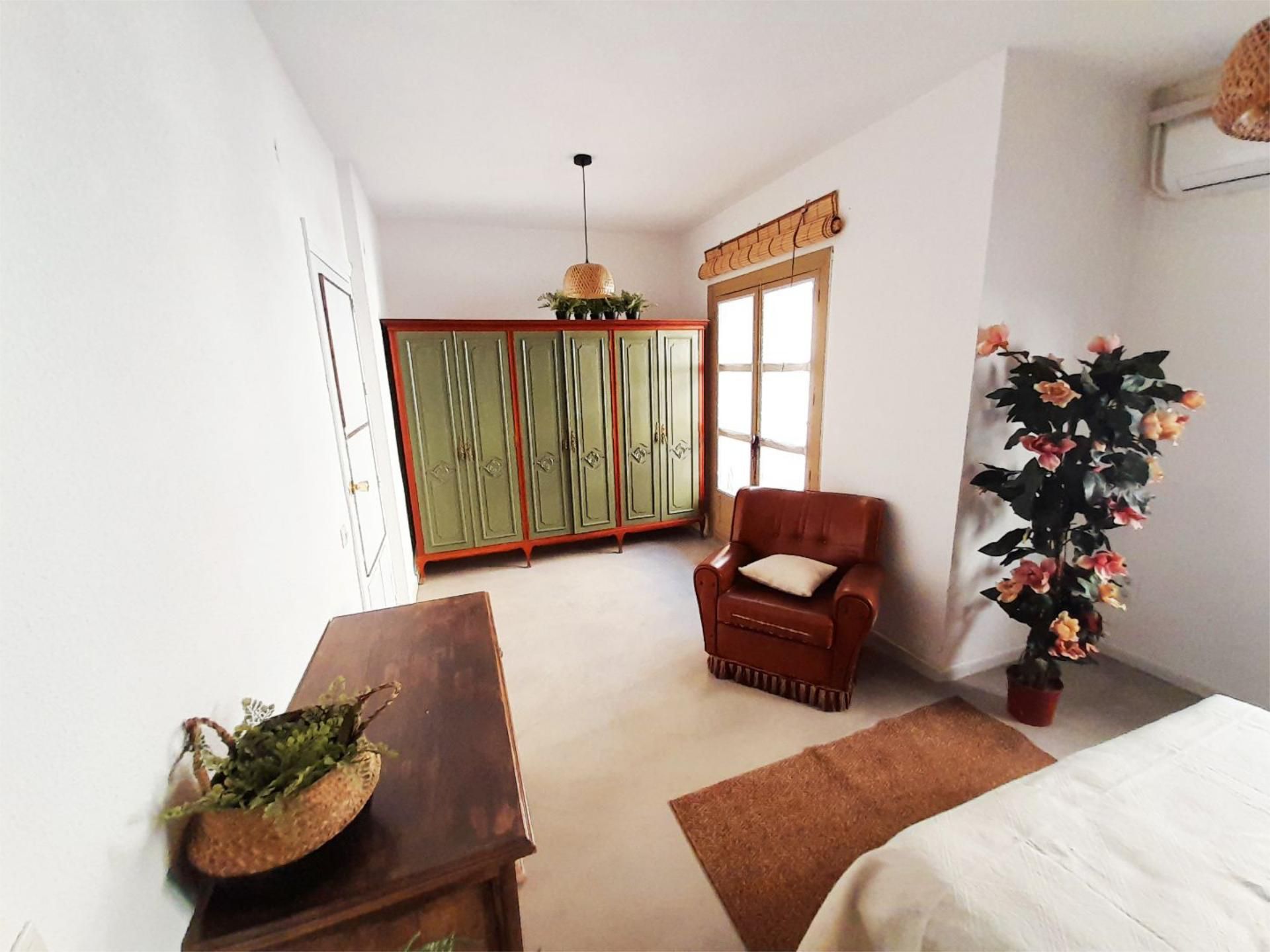 Bedroom of Flat for sale in  Granada Capital  with Air Conditioner and Balcony