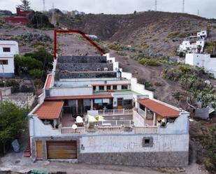 Exterior view of House or chalet for sale in Las Palmas de Gran Canaria  with Terrace and Swimming Pool