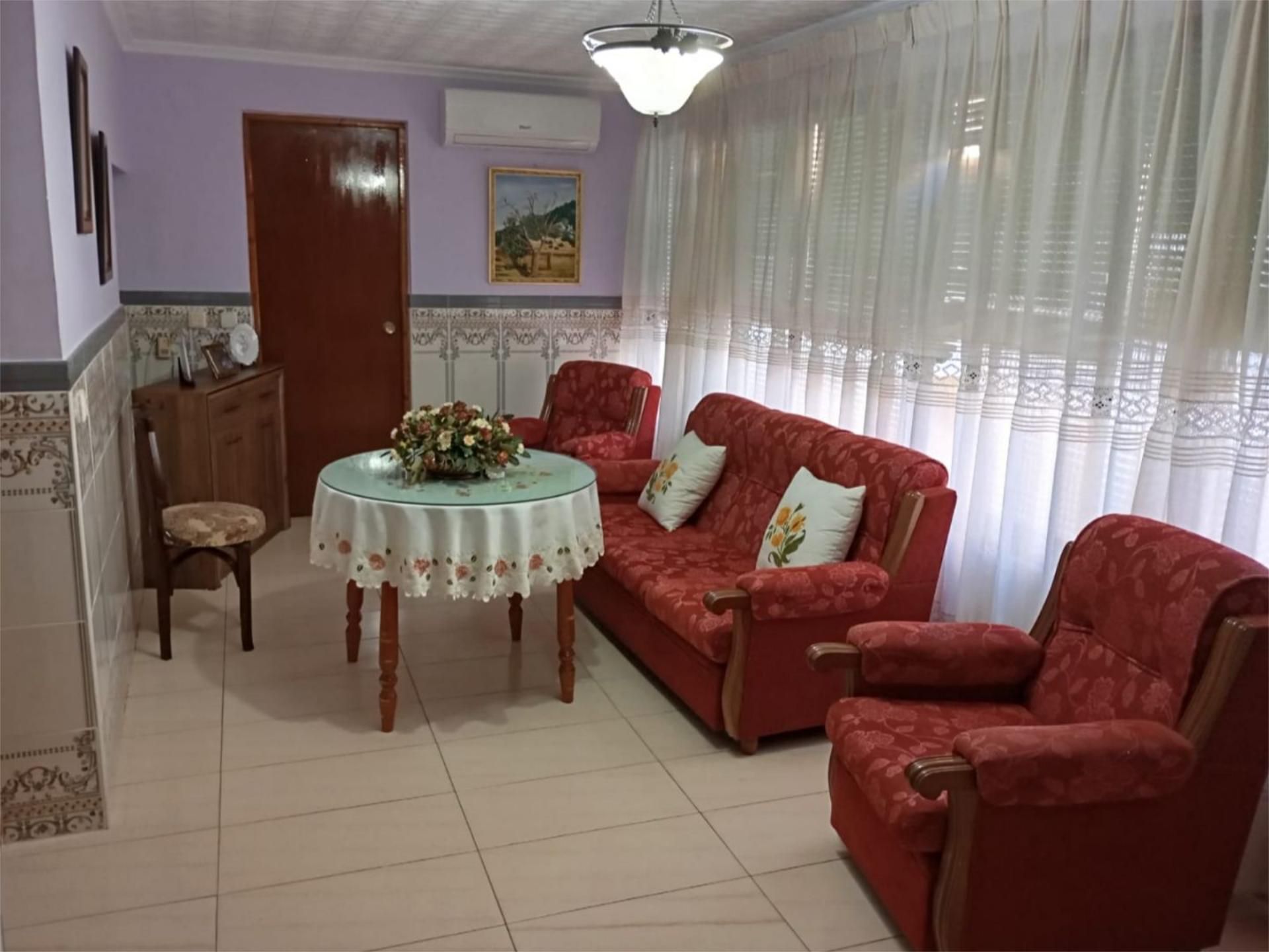 Sala d'estar de Casa adosada en venda en Santa Cruz de Mudela