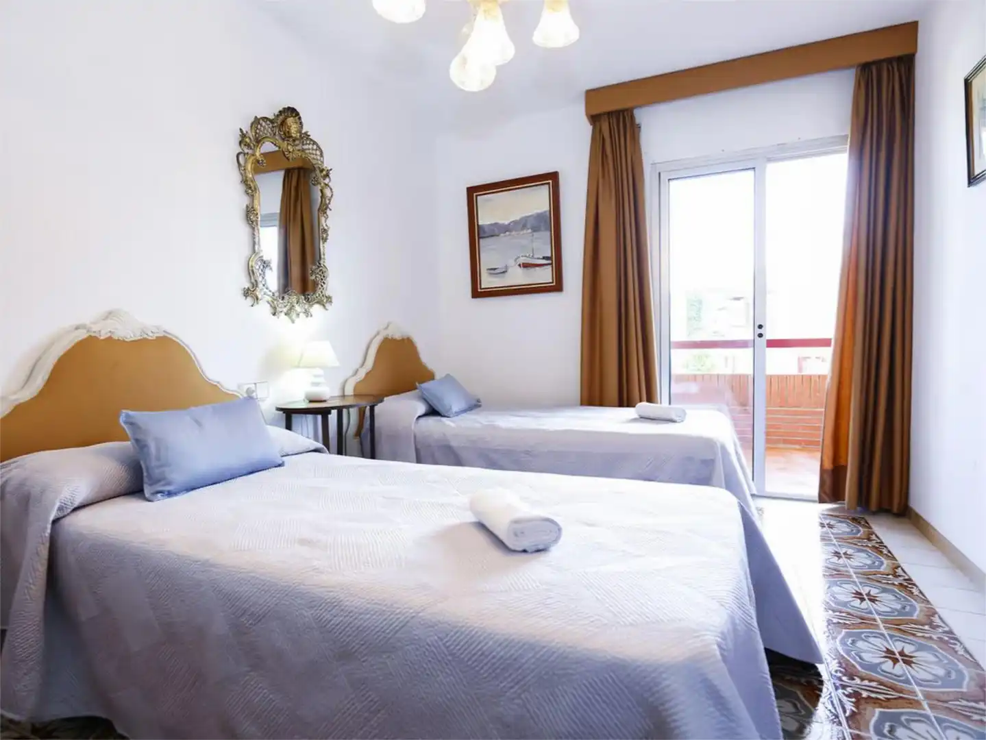 Casa o chalet de alquiler en Carrer de Lluís Companys, 6, Covamar Habitación de Casa o chalet de alquiler en Salou con Aire acondicionado, Calefacción y Jardín privado