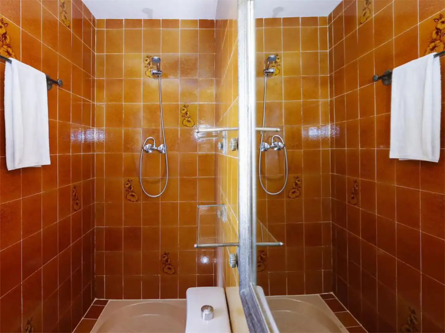 Casa o chalet de alquiler en Carrer de Lluís Companys, 6, Covamar Baño de Casa o chalet de alquiler en Salou con Aire acondicionado, Calefacción y Jardín privado