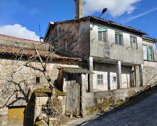 Exterior view of Single-family semi-detached for sale in Xunqueira de Ambía