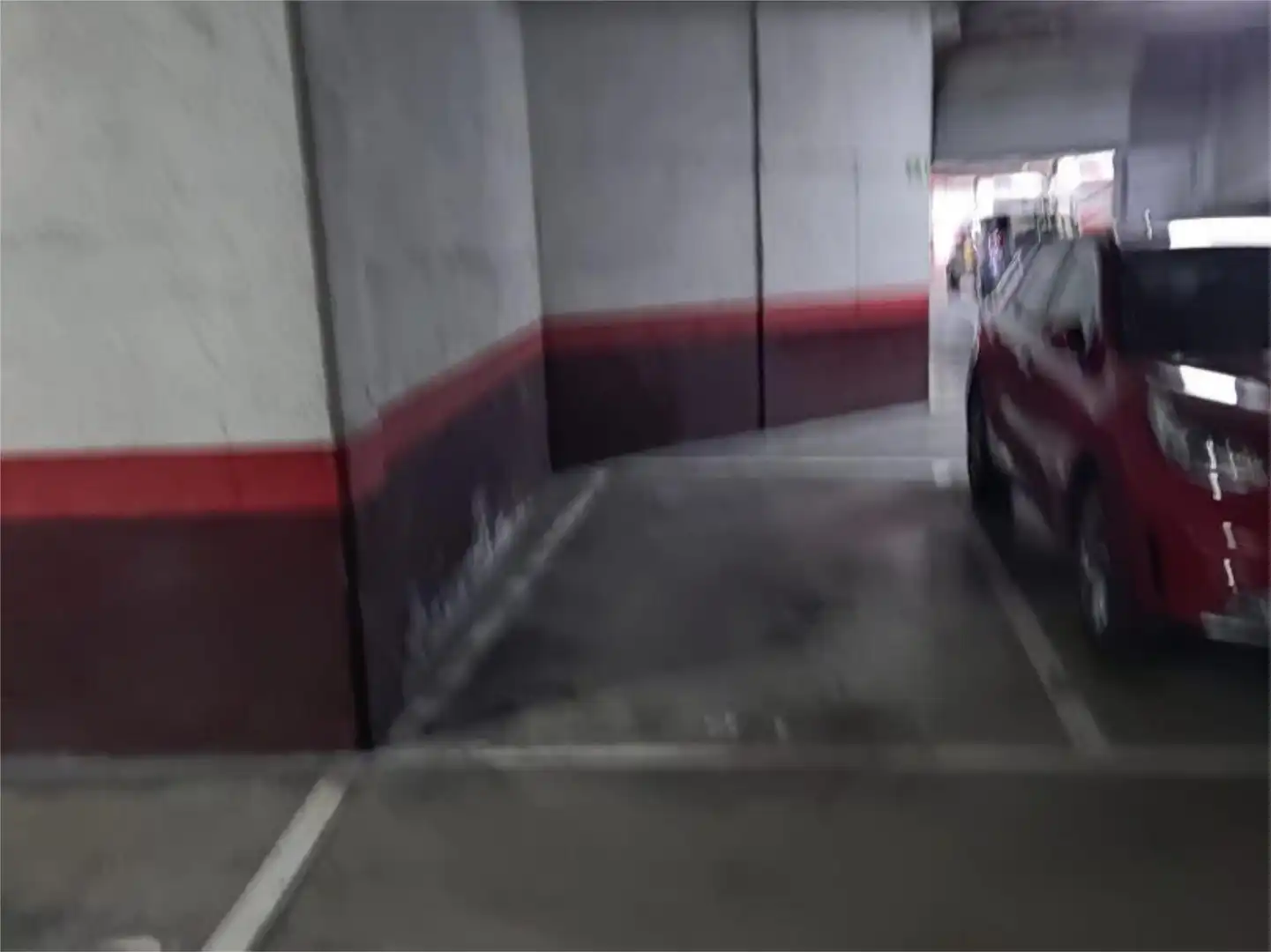 Parking of Garage for rent in Madrid